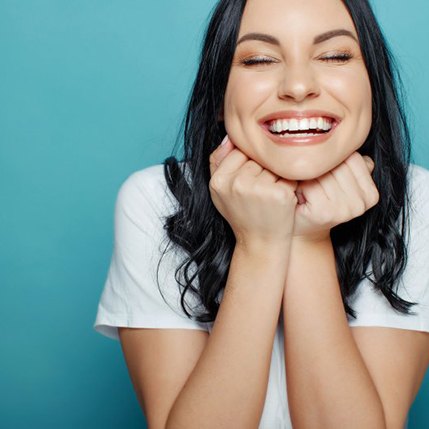 Which Cosmetic Dental Service is Right for Me? (H3)